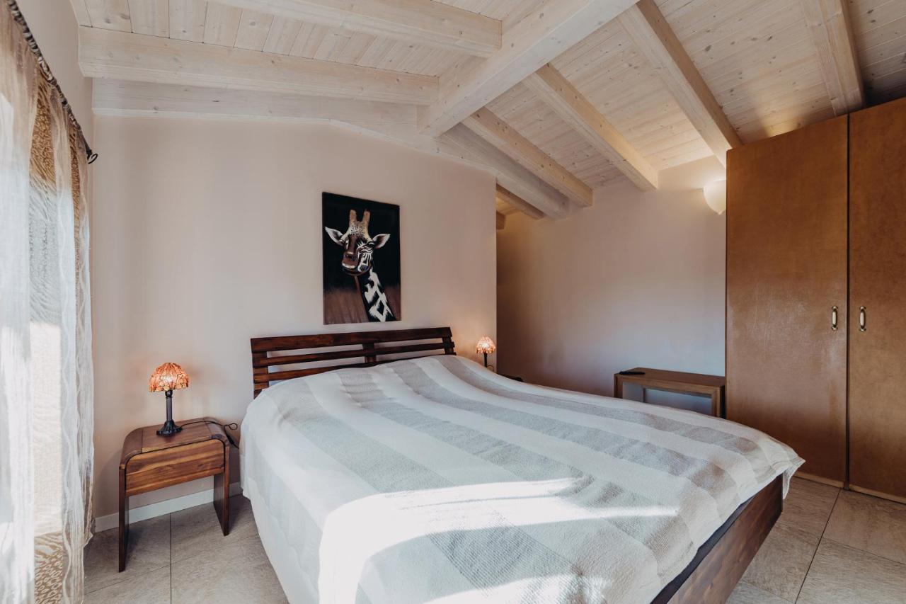 Le Due Dame Hotel Манерба дел Гарда Екстериор снимка